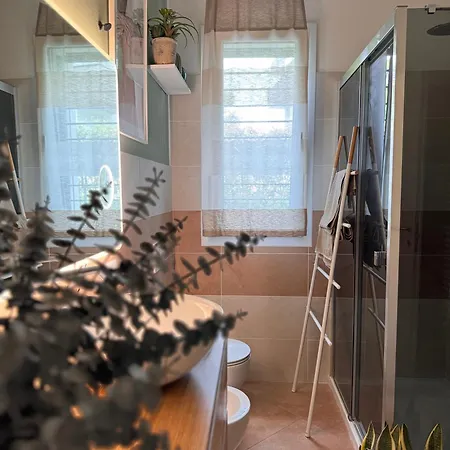 Privata Con Terrazza Homestay Bologna